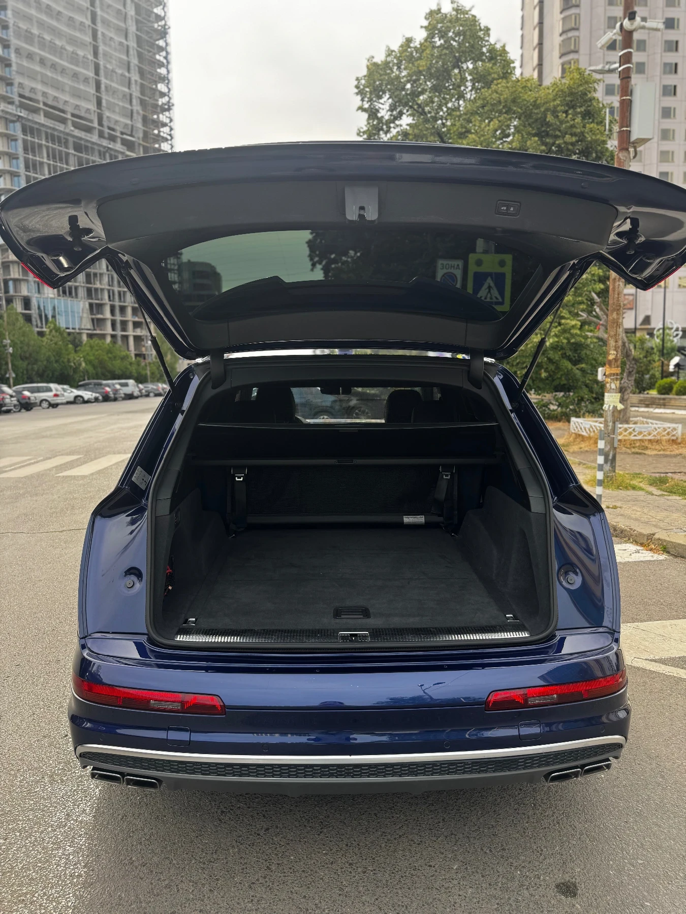 Audi SQ7 4.0 TDI V8 quattro tiptronic (435 к.с.) - изображение 9