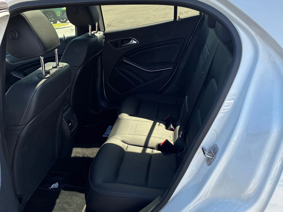 Mercedes-Benz GLA 250 4MATIC/// | Mobile.bg   12