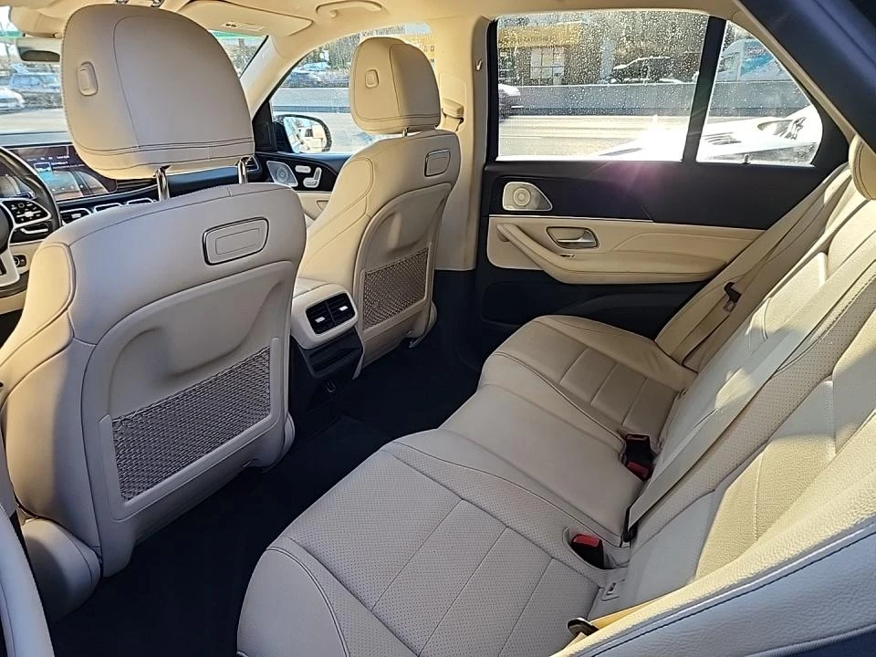 Mercedes-Benz GLE 350 4MATIC * CARFAX* DISTRONIC * BURMESTER, снимка 7 - Автомобили и джипове - 53719179