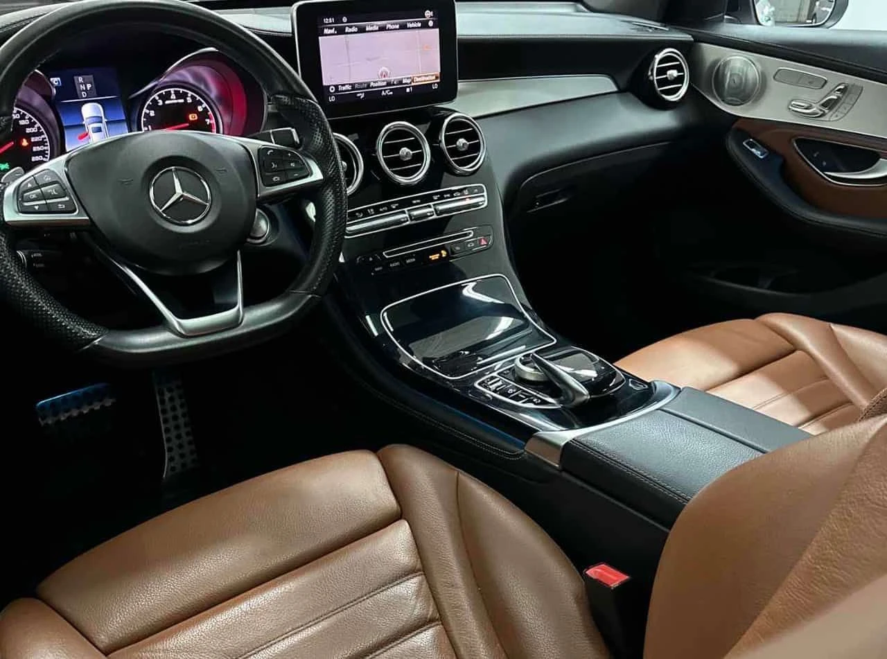 Mercedes-Benz GLC 43 AMG COUPE * ПОДГРЕВИ * BURMESTER * PANO * ДИСТРОНИК, снимка 17 - Автомобили и джипове - 54692130