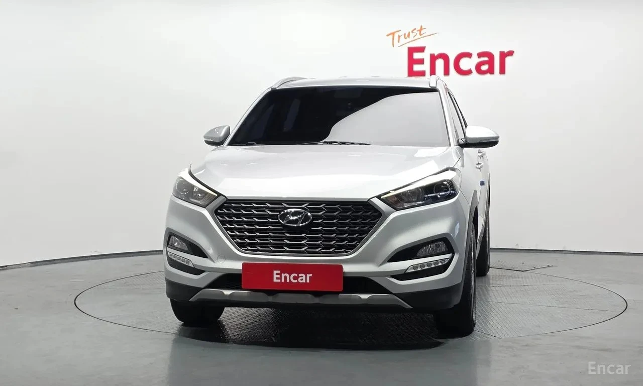 Hyundai Tucson Modern* ПОДГРЕВ* ОБДУХВАНЕ, снимка 3 - Автомобили и джипове - 54895405