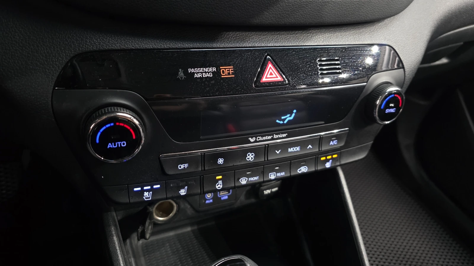 Hyundai Tucson Modern* ПОДГРЕВ* ОБДУХВАНЕ, снимка 14 - Автомобили и джипове - 54895405