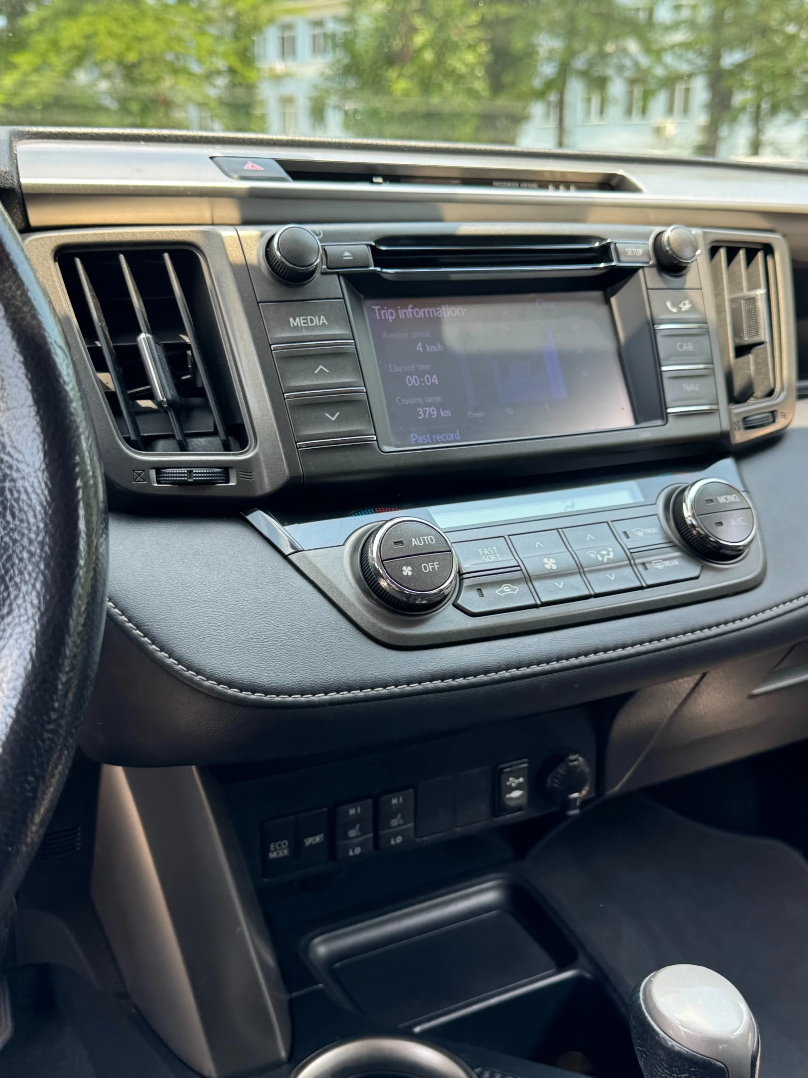 Toyota Rav4 2.2 D-4D 4x4 Automatic | Mobile.bg � ����������� 15