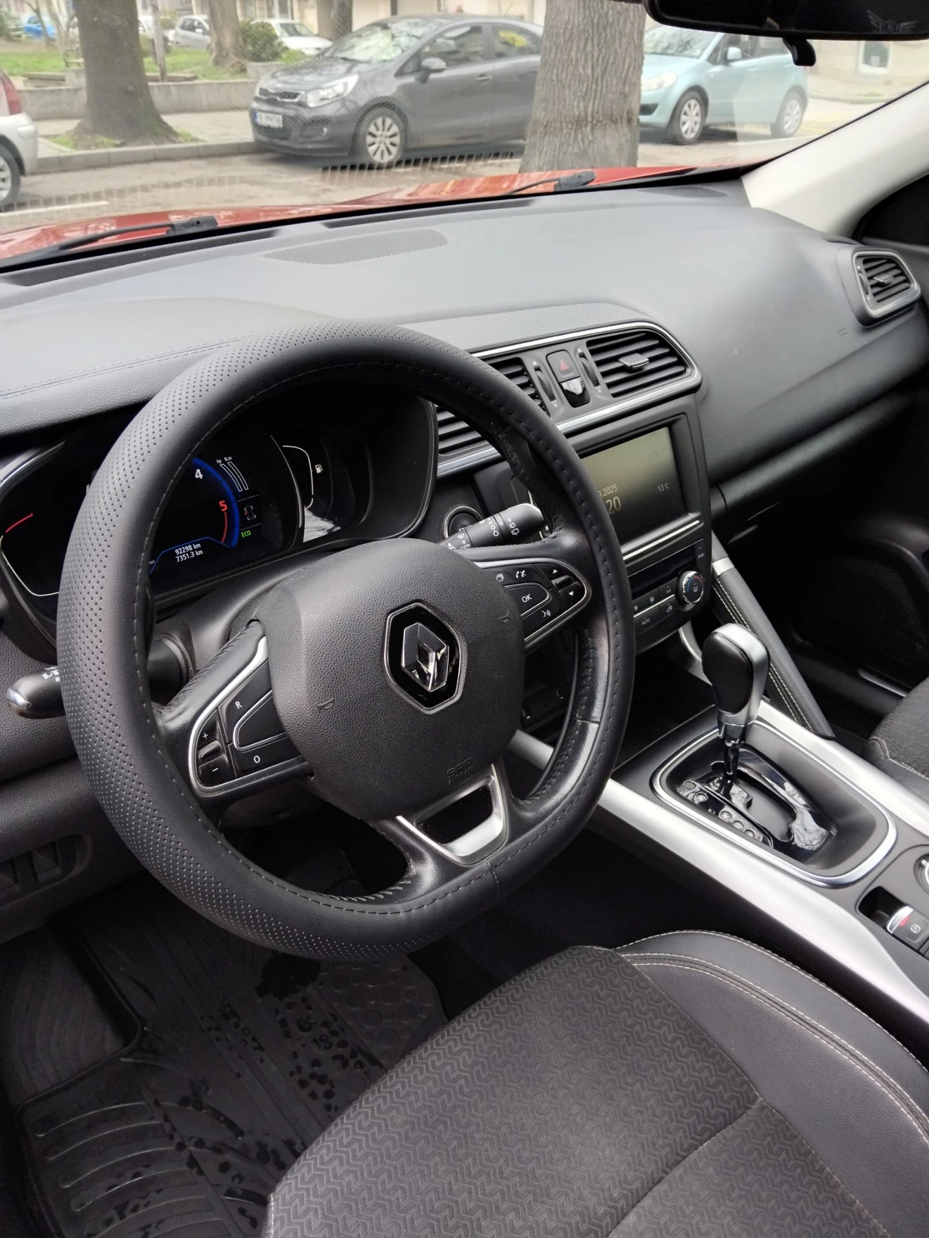Renault Kadjar, снимка 7 - Автомобили и джипове - 55283256