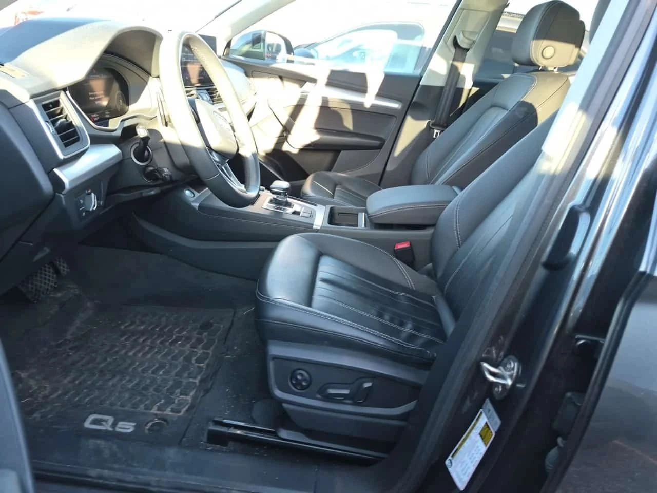 Audi Q5, снимка 8 - Автомобили и джипове - 56737500