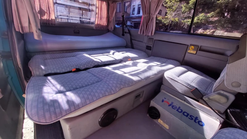 VW Multivan, снимка 10 - Бусове и автобуси - 53366256