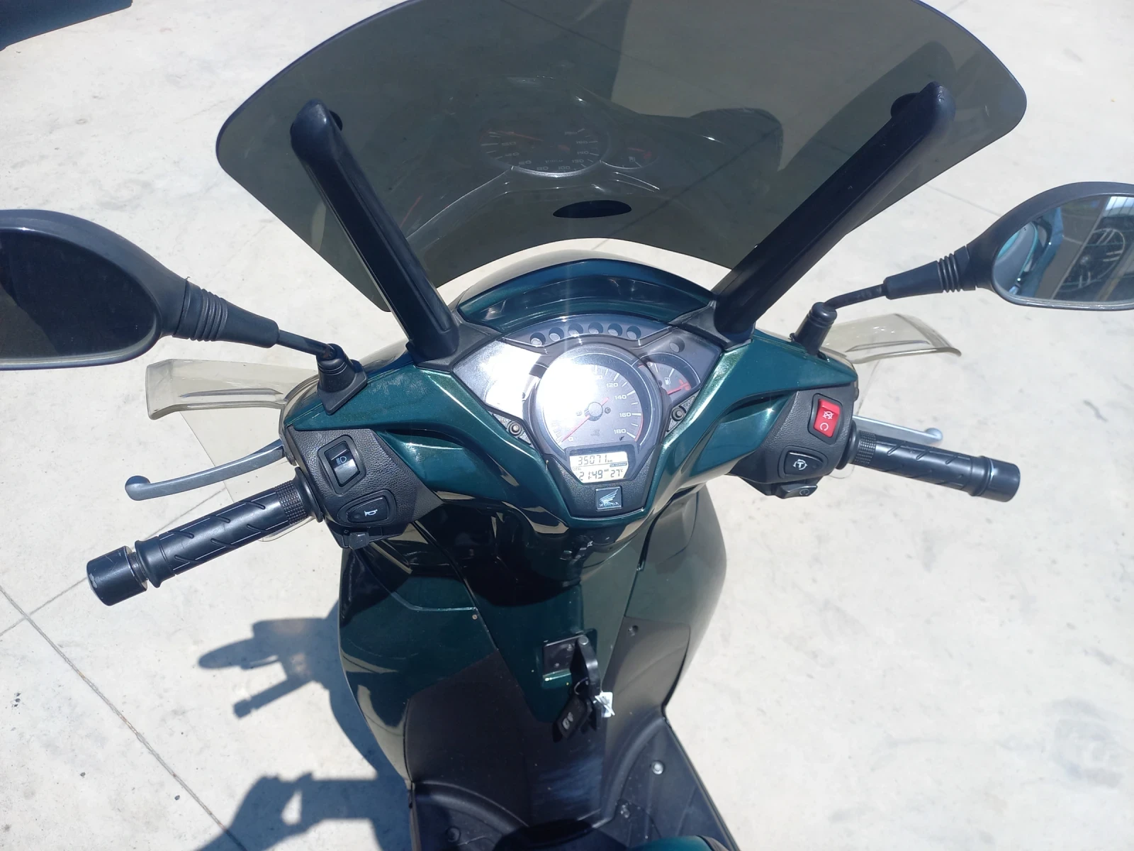 Honda Sh 300 ABS TC LED  - изображение 9