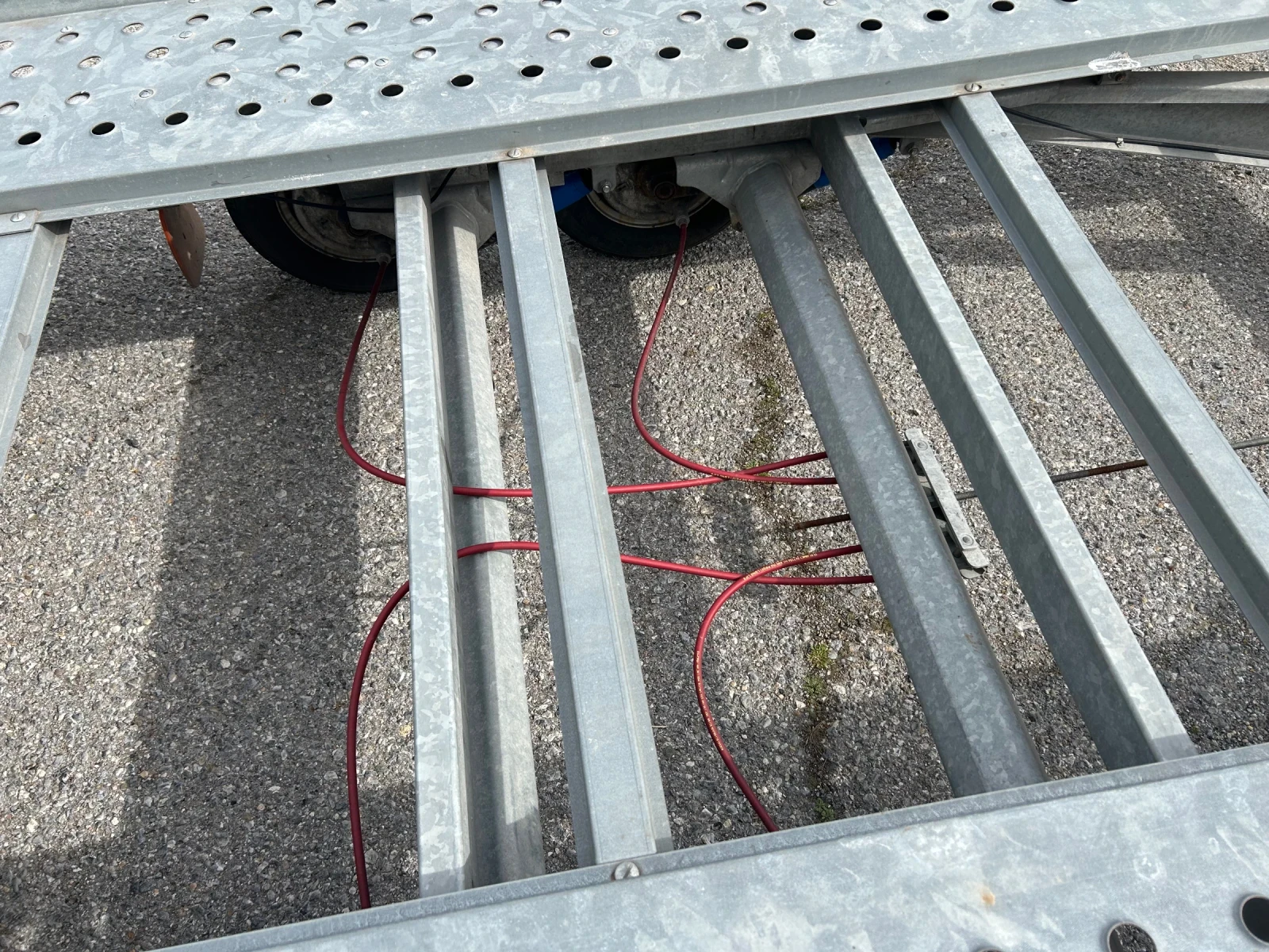 За автомобил Eduard Pongratz, снимка 9 - Ремаркета - 54370094