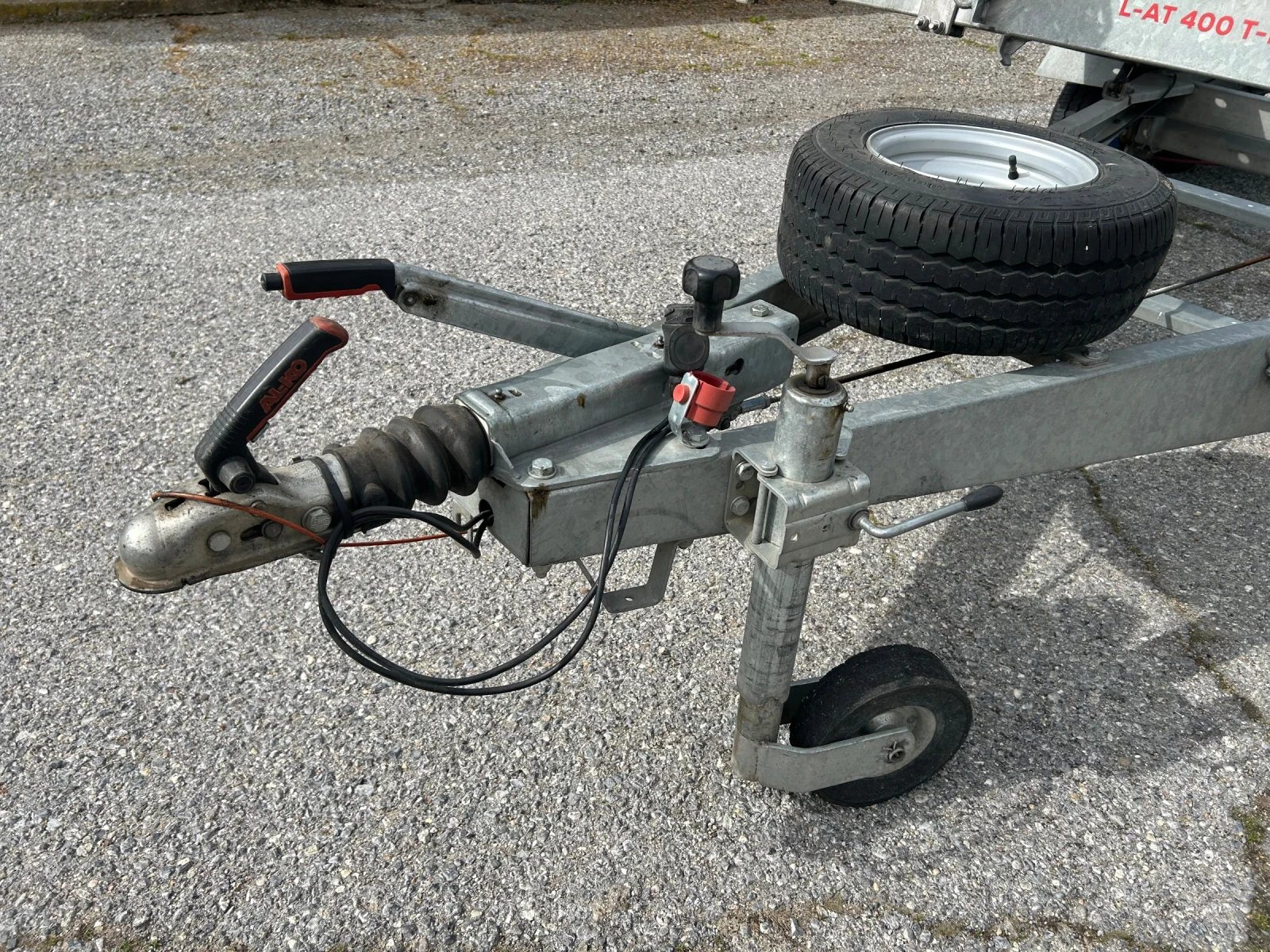 За автомобил Eduard Pongratz, снимка 7 - Ремаркета - 54370094