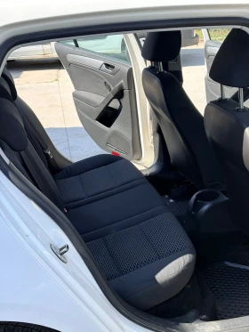 VW Golf 1.6 TDi, снимка 10