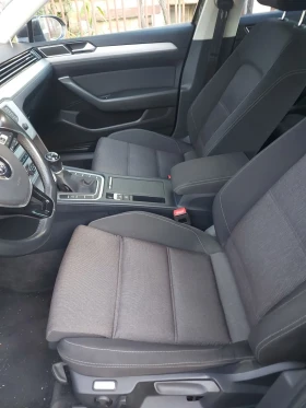 VW Passat Седан, снимка 9
