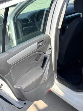 VW Golf 1.6 TDi - 4100 € / 8018.90 лв. - 95383083 12