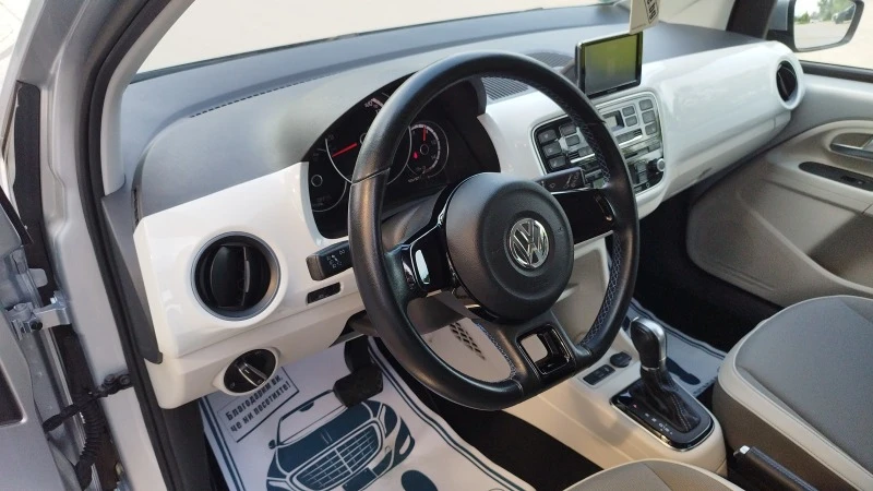 VW Up E-Up!, снимка 10 - Автомобили и джипове - 39375554