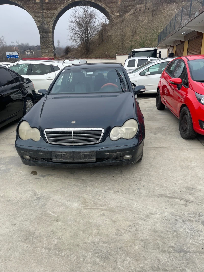 Mercedes-Benz 220 2.2 143hp НА ЧАСТИ, снимка 1 - Автомобили и джипове - 46354748