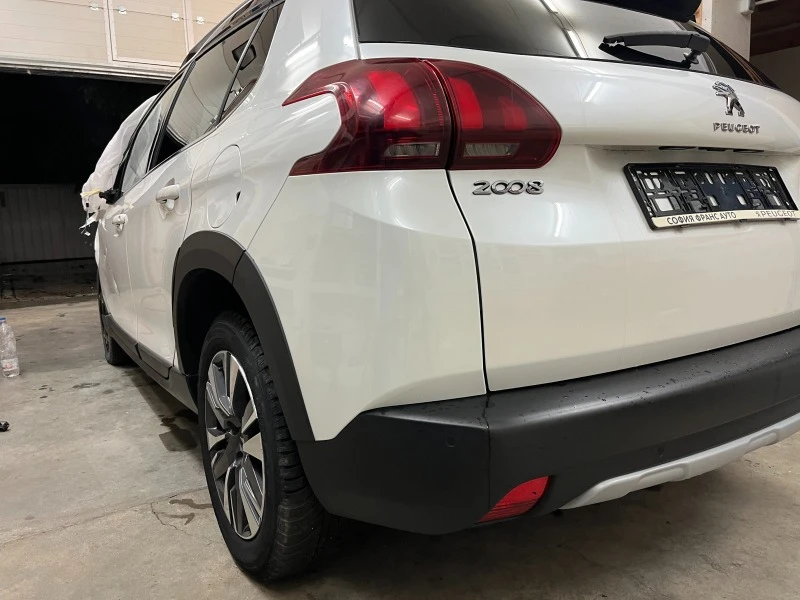 Peugeot 2008 1.5 HDI navi кожа, снимка 7 - Автомобили и джипове - 47434149