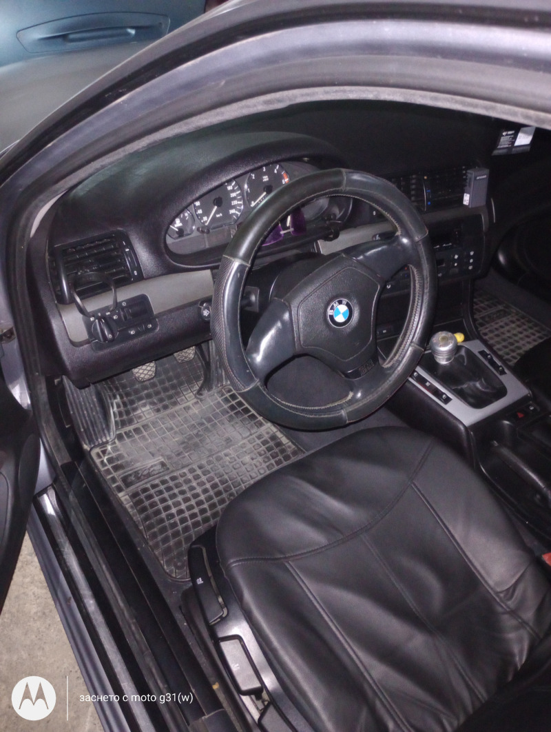 BMW 320 E46, снимка 4 - Автомобили и джипове - 46163566