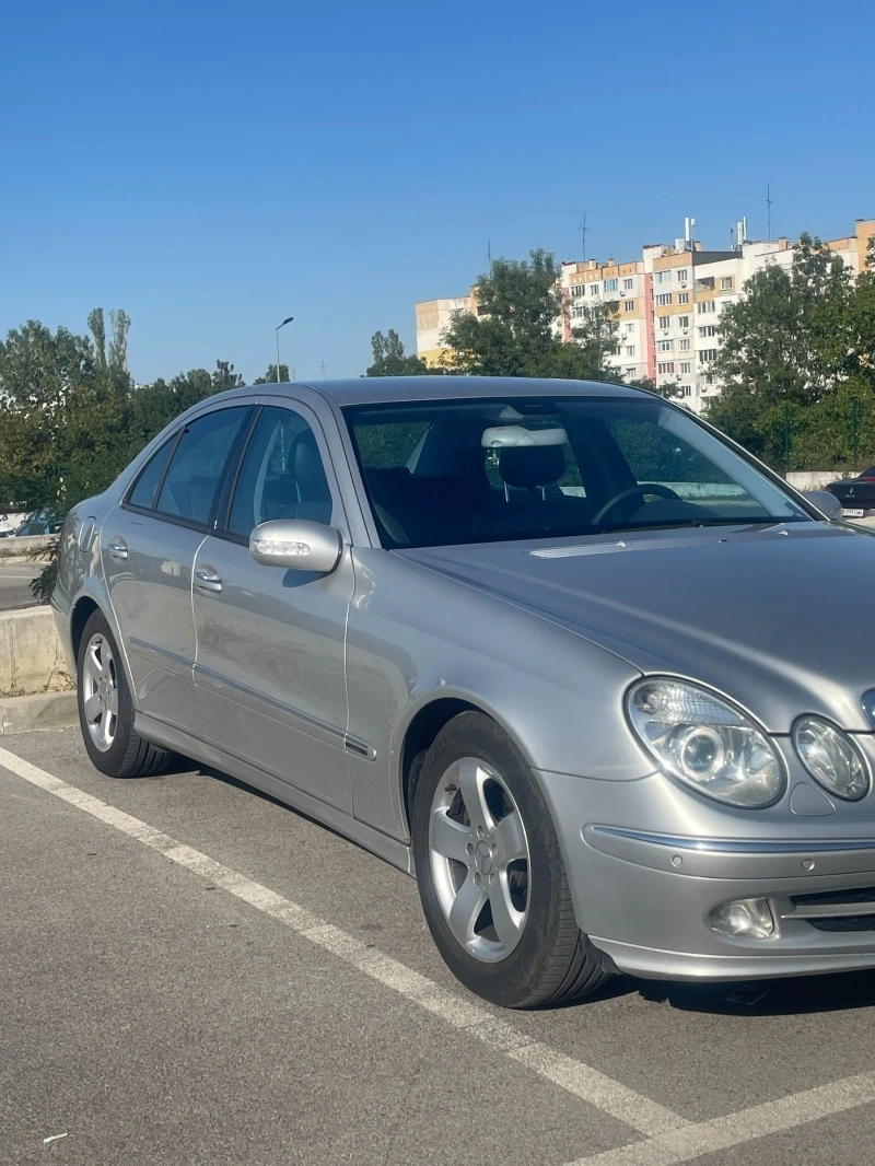 Mercedes-Benz E 270 Avantgarde, снимка 3 - Автомобили и джипове - 46797461