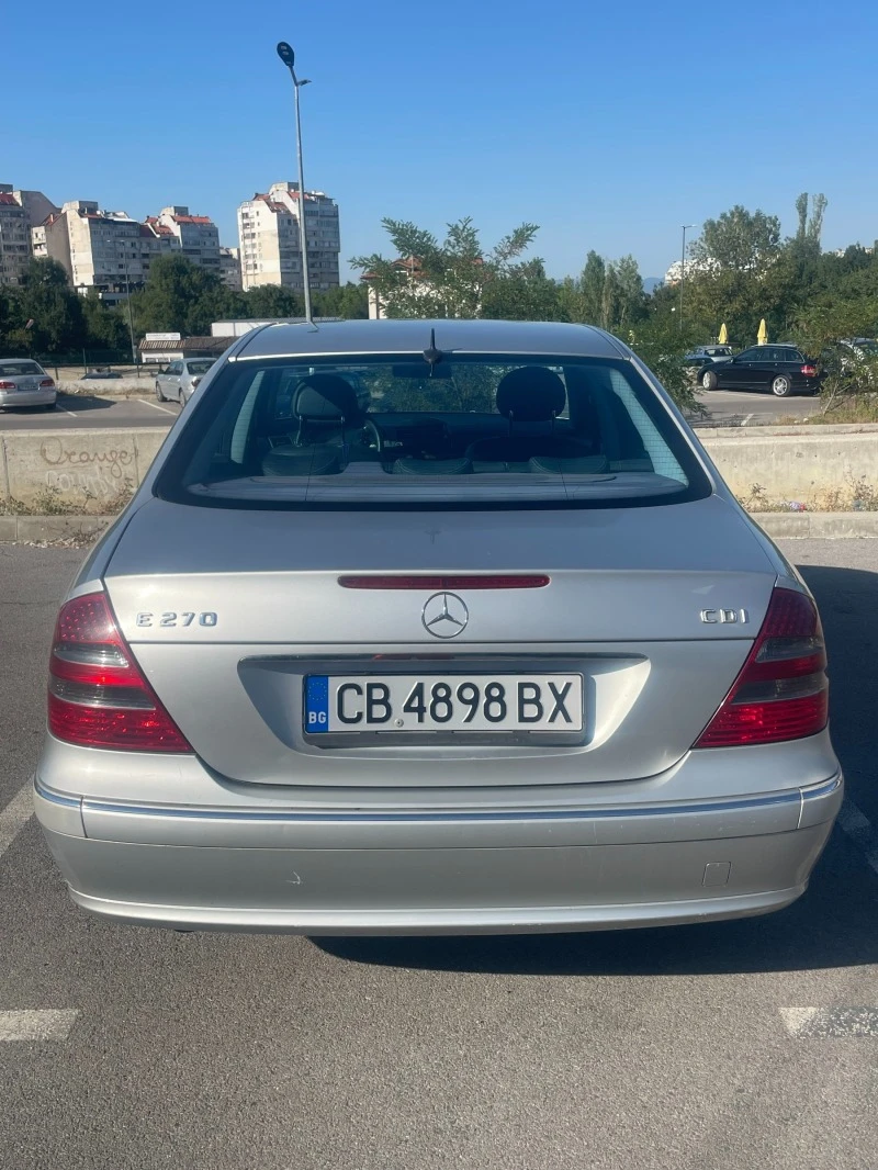 Mercedes-Benz E 270 Avantgarde, снимка 4 - Автомобили и джипове - 46797461