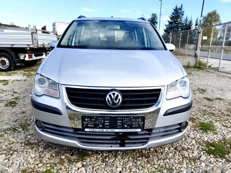 VW Touran 1.6i GPL, снимка 2 - Автомобили и джипове - 47619860