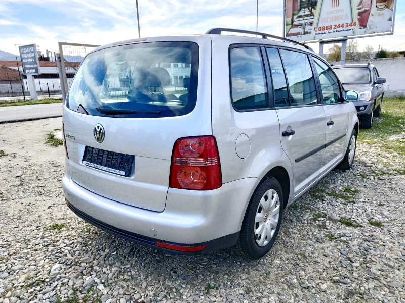 VW Touran 1.6i GPL, снимка 7 - Автомобили и джипове - 47619860