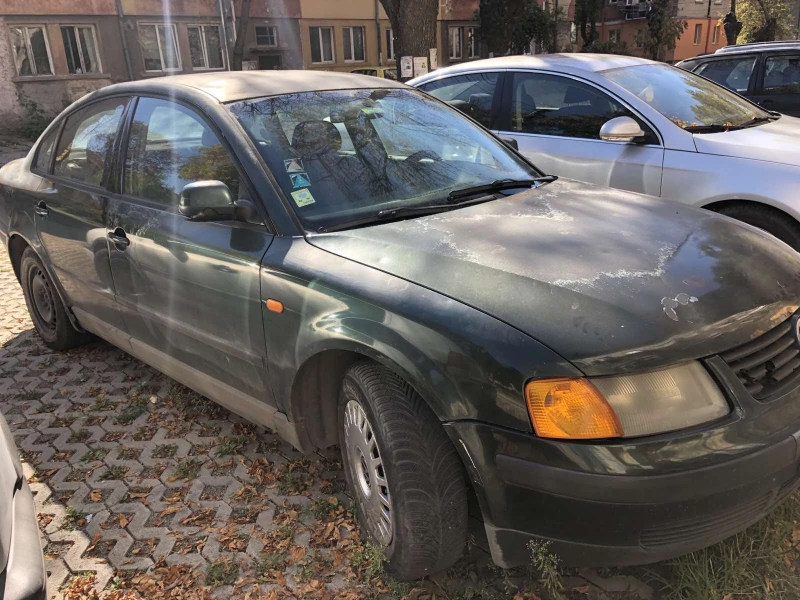 VW Passat 1.9 TDI, снимка 5 - Автомобили и джипове - 47835017