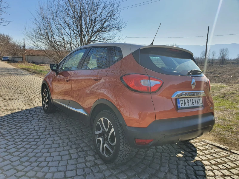 Renault Captur 1, 5 dci Automat, снимка 5 - Автомобили и джипове - 49403998