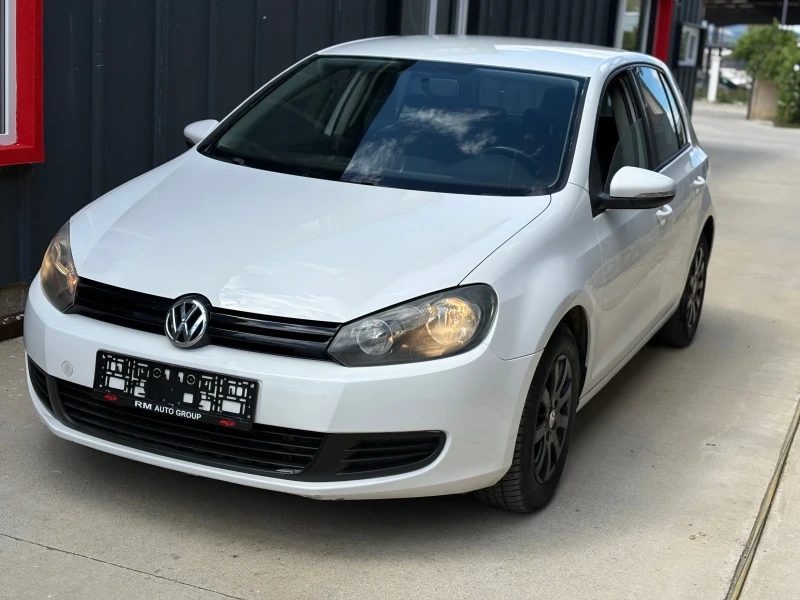 VW Golf 1.6 TDi, снимка 3 - Автомобили и джипове - 52110065