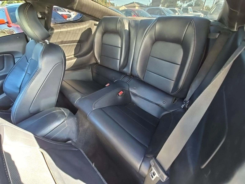 Ford Mustang, снимка 13 - Автомобили и джипове - 52814769