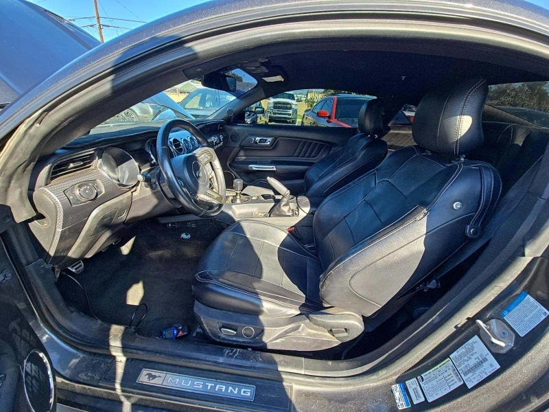 Ford Mustang, снимка 6 - Автомобили и джипове - 52814769