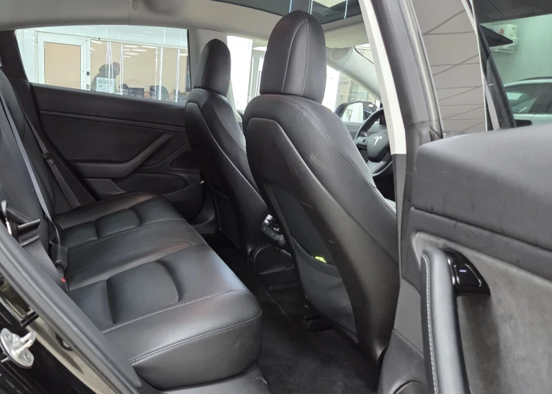 Tesla Model 3 АWD/Dual/53хил КМ/Long Range, снимка 9 - Автомобили и джипове - 52832943