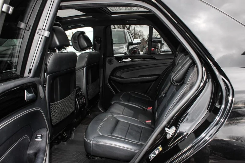 Mercedes-Benz ML 550 4 MATIC * CARFAX* * АвтоКредит* (ЦЕНА ДО БГ), снимка 10 - Автомобили и джипове - 52837024