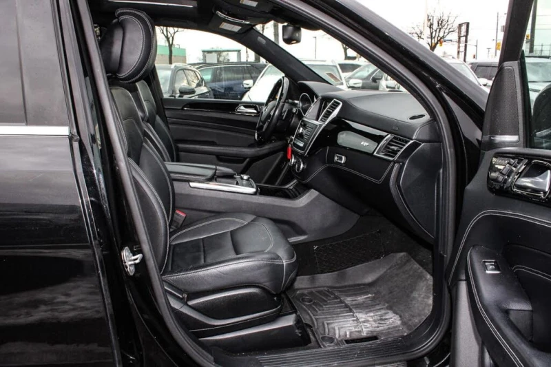 Mercedes-Benz ML 550 4 MATIC * CARFAX* * АвтоКредит* (ЦЕНА ДО БГ), снимка 11 - Автомобили и джипове - 52837024