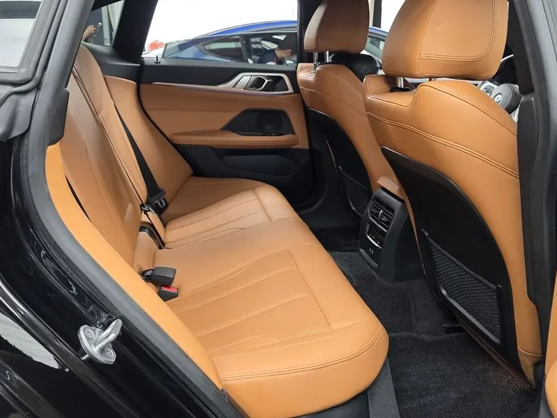 BMW i4 M Sports - ���� 30% ����� | Mobile.bg � ����������� 11