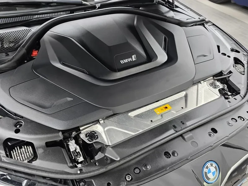 BMW i4 M Sports - ���� 30% ����� | Mobile.bg � ����������� 6
