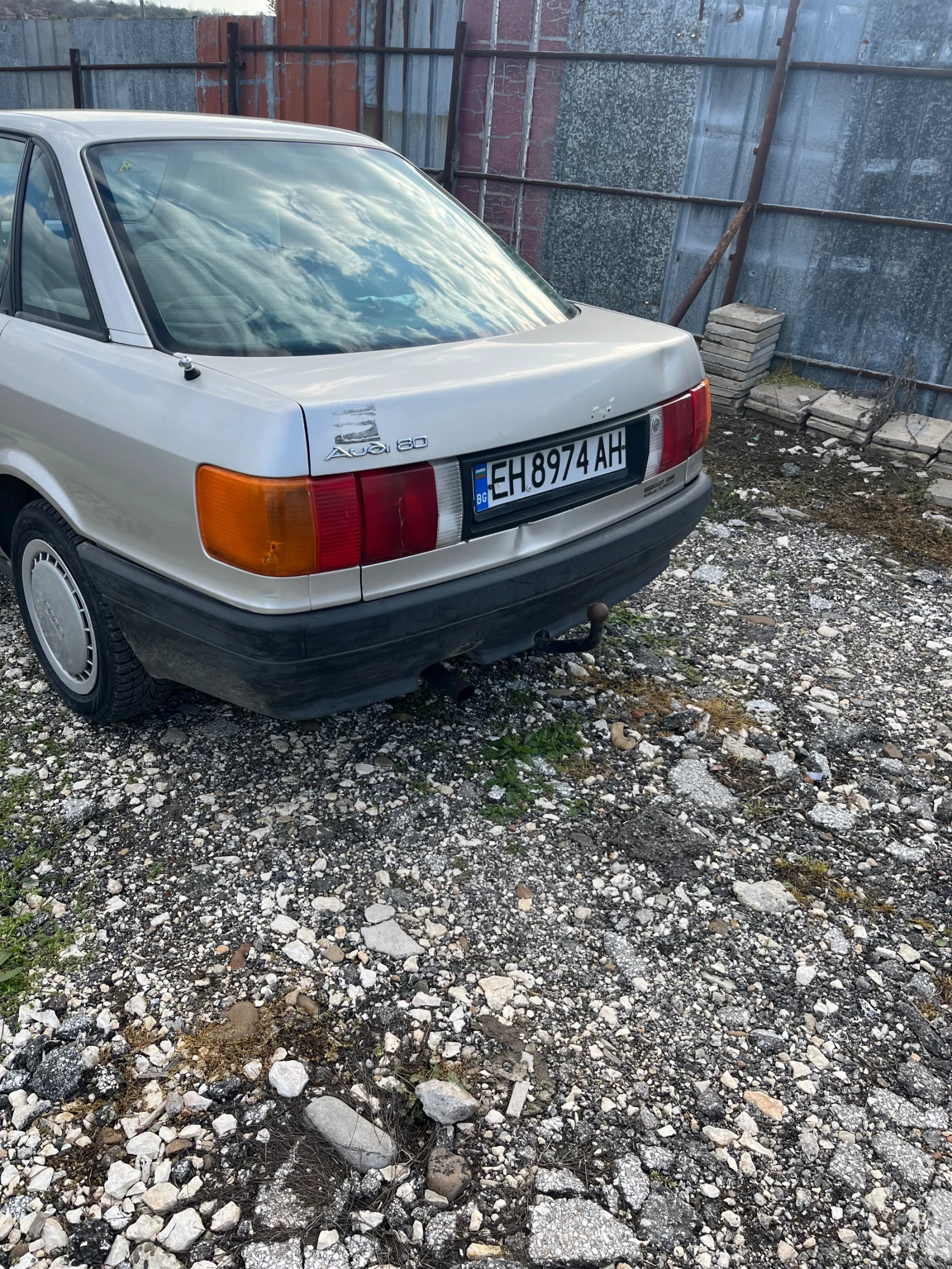 Audi 80 1.6 - изображение 2