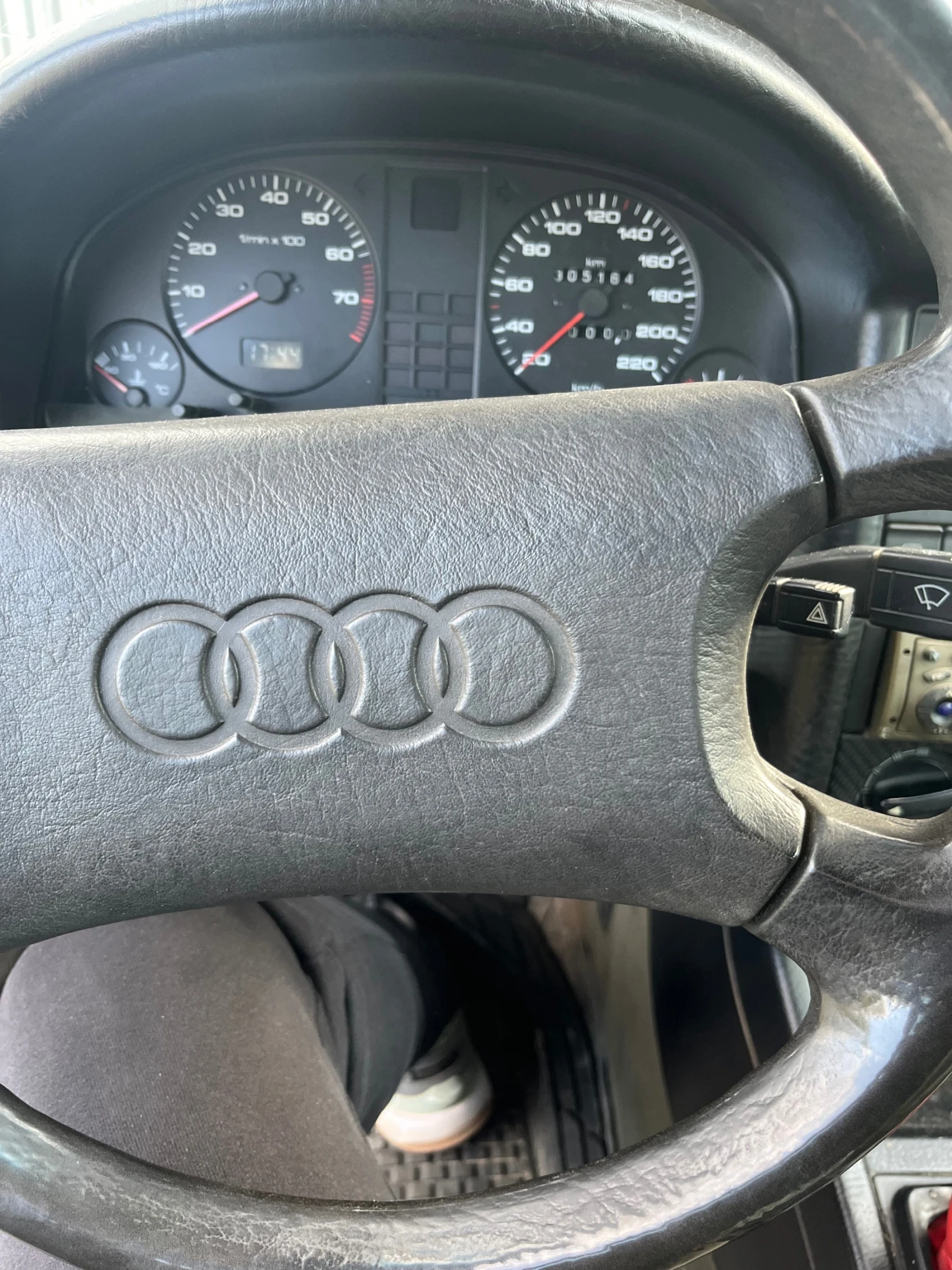 Audi 80 1.6 - изображение 5