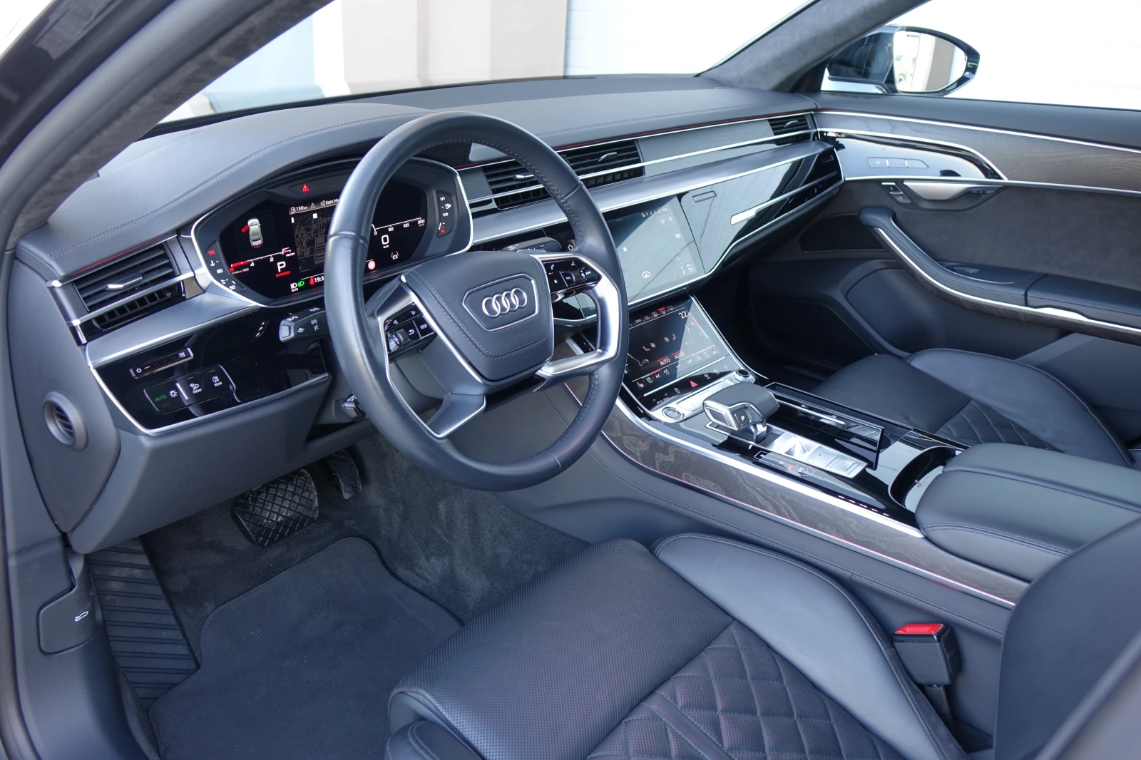 Audi A8 3XS-LINE* RS* LASER LIGHTS* PANO*  - изображение 10
