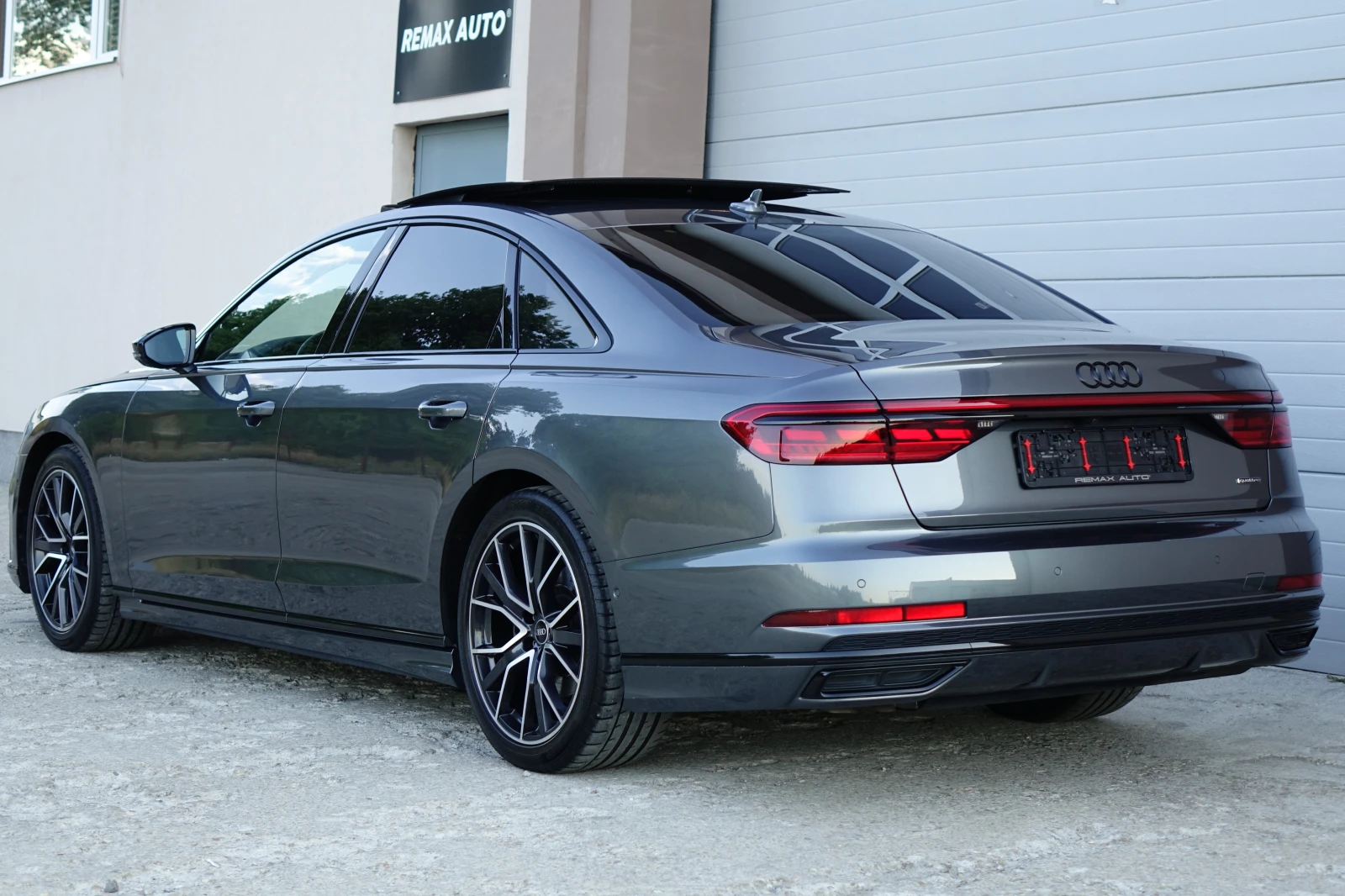 Audi A8 3XS-LINE* RS* LASER LIGHTS* PANO*  - изображение 7
