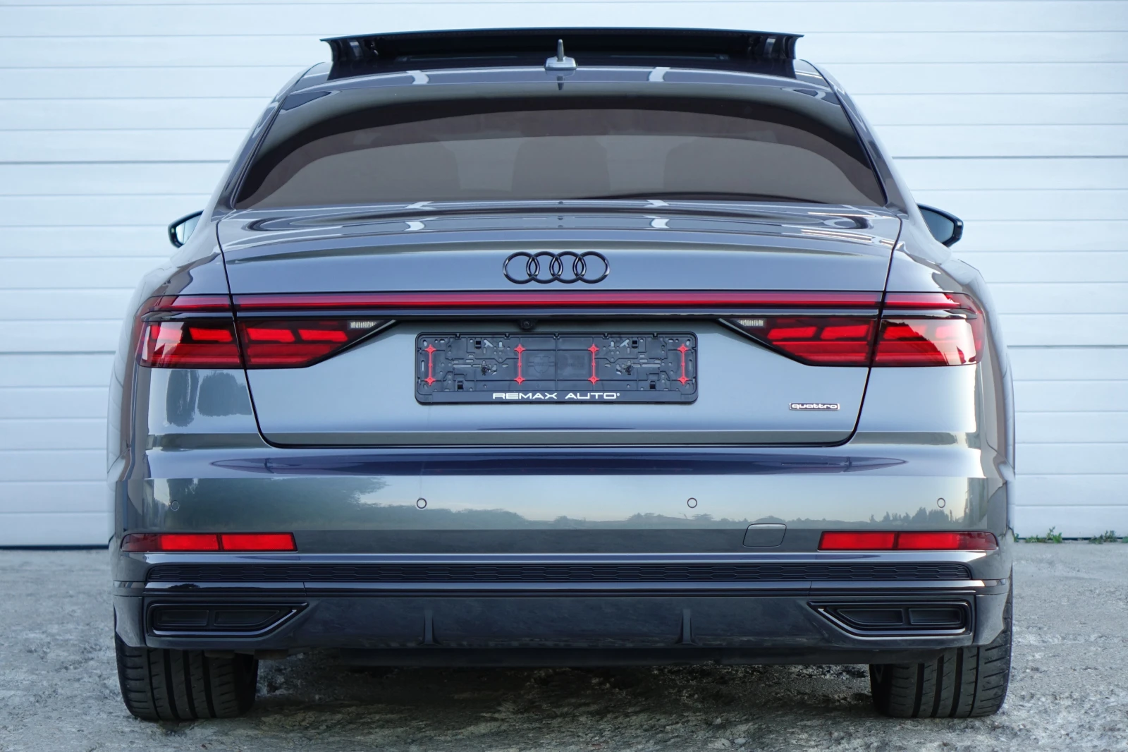 Audi A8 3XS-LINE* RS* LASER LIGHTS* PANO*  - изображение 8