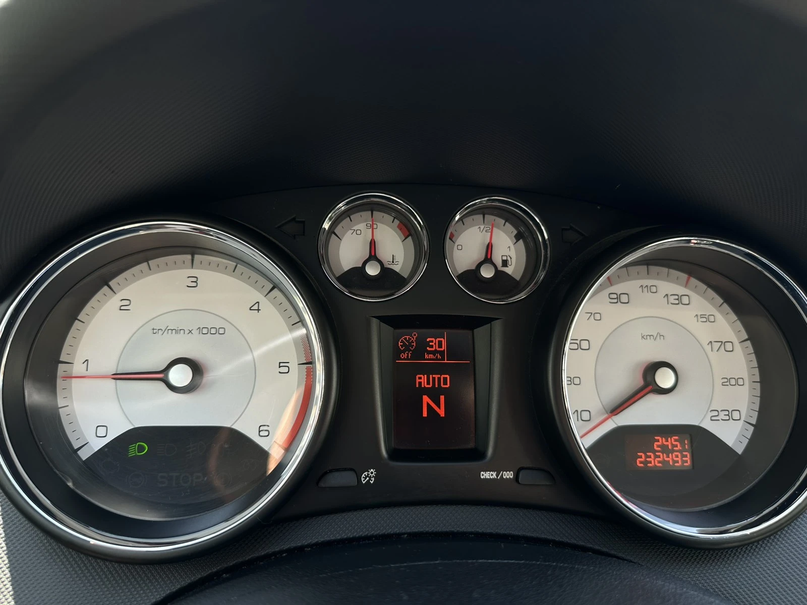 Peugeot 308  - изображение 8