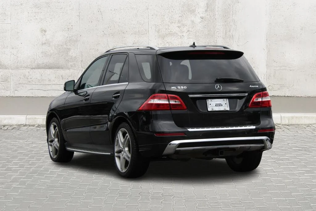 Mercedes-Benz ML 550 4 MATIC * CARFAX* * АвтоКредит* (ЦЕНА ДО БГ) - изображение 2