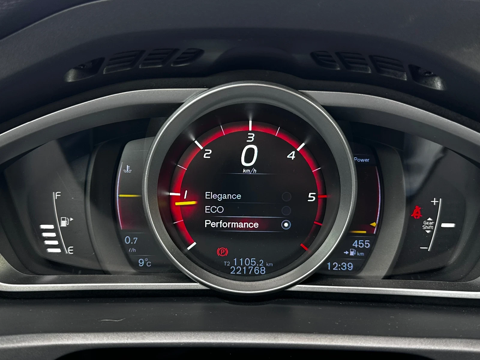 Volvo V40 R-Design ������� �������� | Mobile.bg � ����������� 13