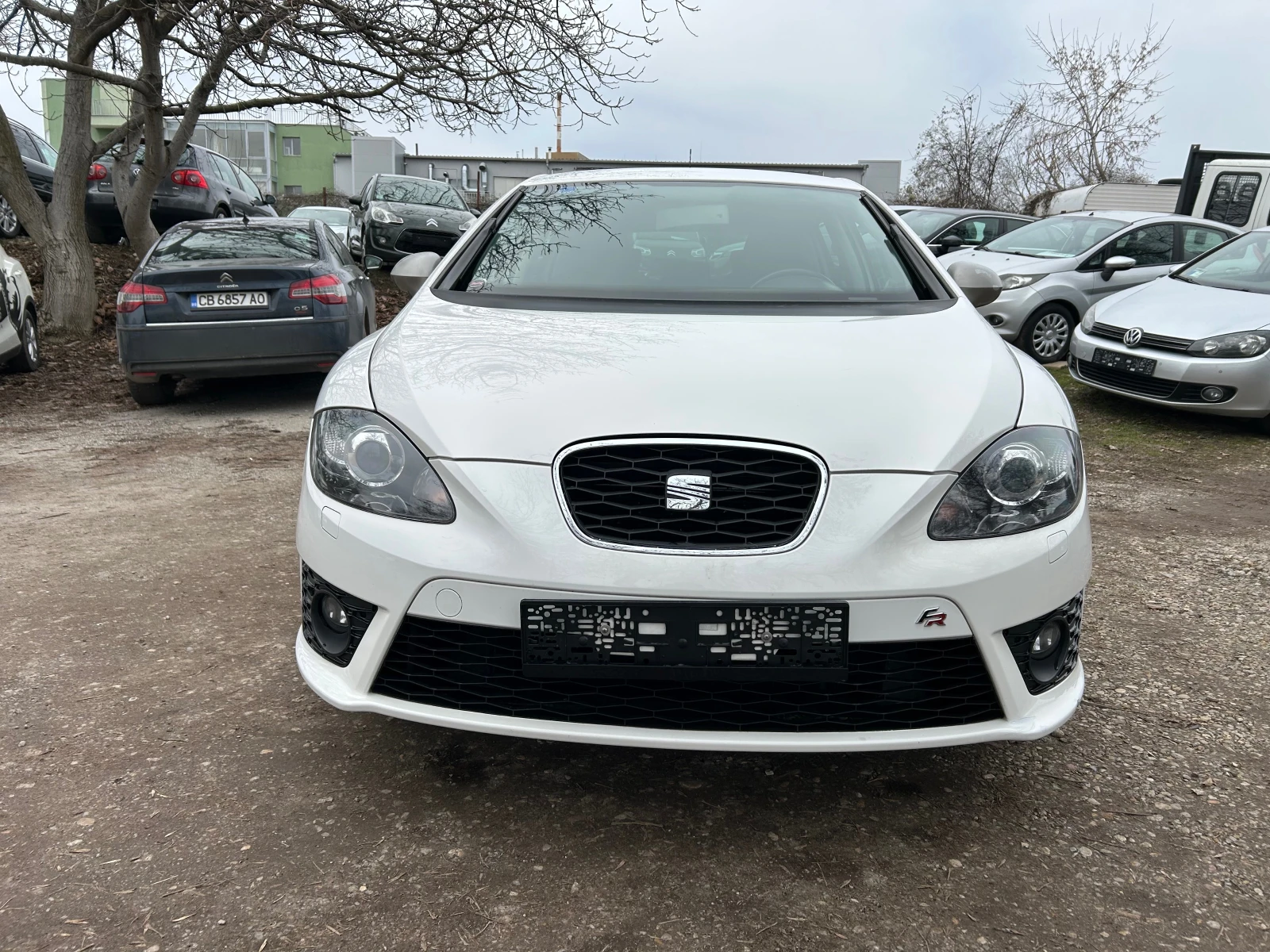 Seat Leon 2.0TDI FR FACE LIFT - изображение 2