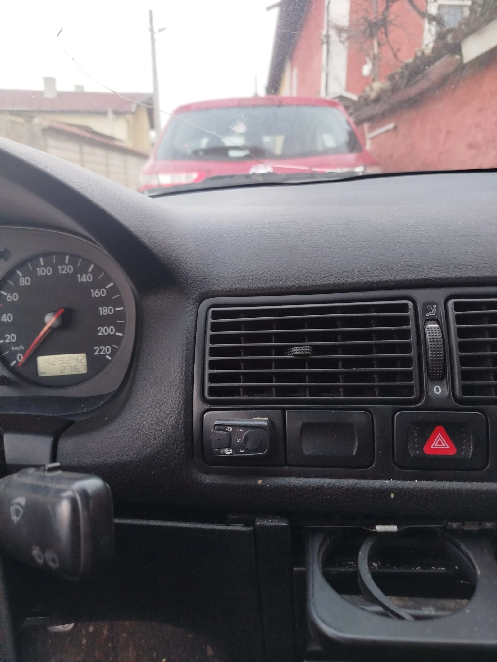 VW Golf, снимка 7 - Автомобили и джипове - 53937565