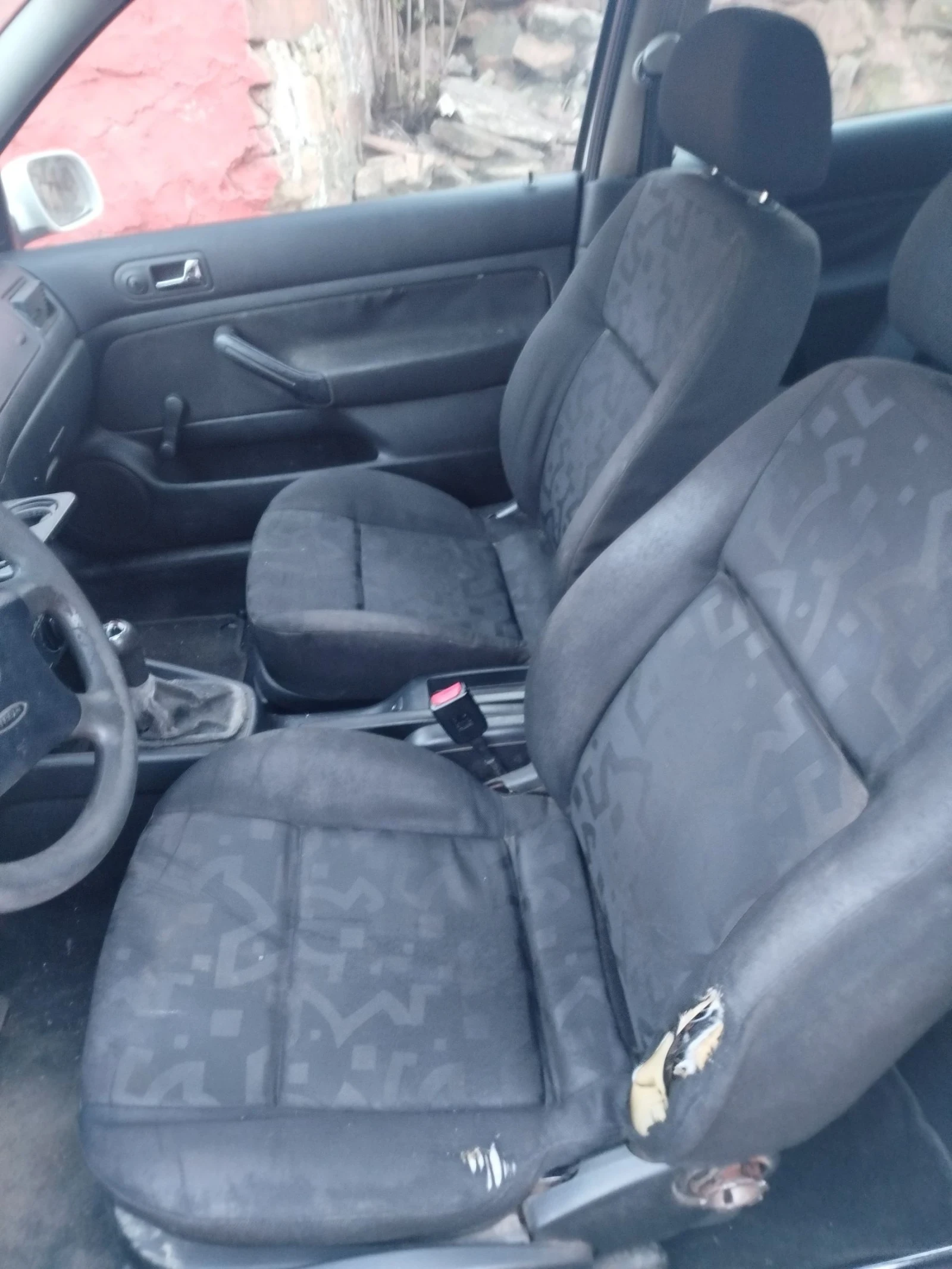VW Golf, снимка 5 - Автомобили и джипове - 53937565