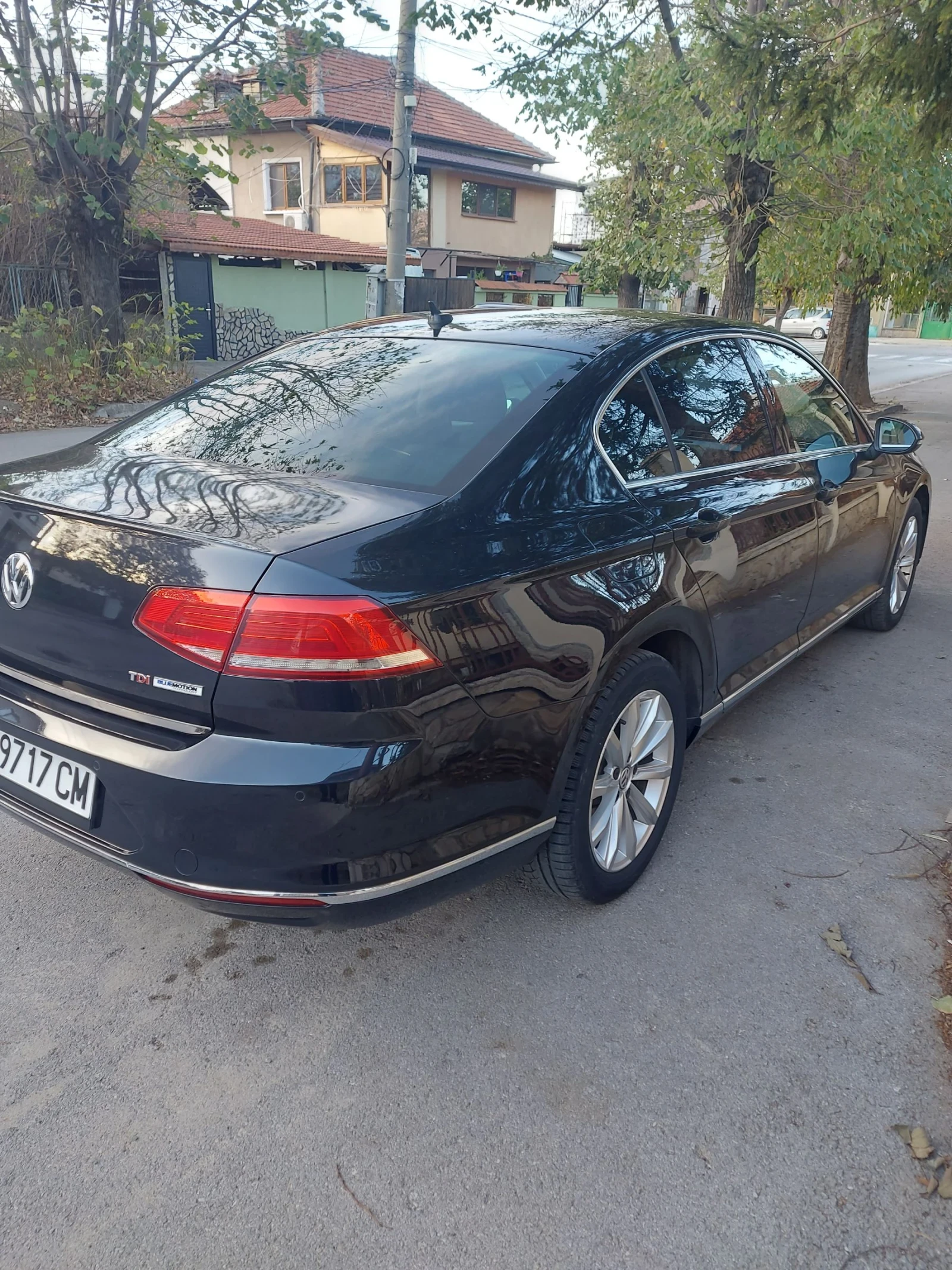 VW Passat Седан, снимка 4 - Автомобили и джипове - 54145068