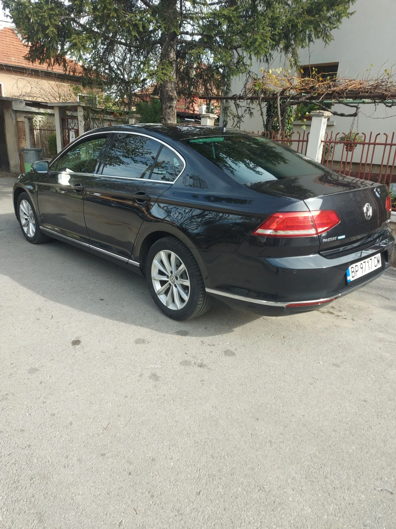 VW Passat Седан, снимка 7 - Автомобили и джипове - 54145068