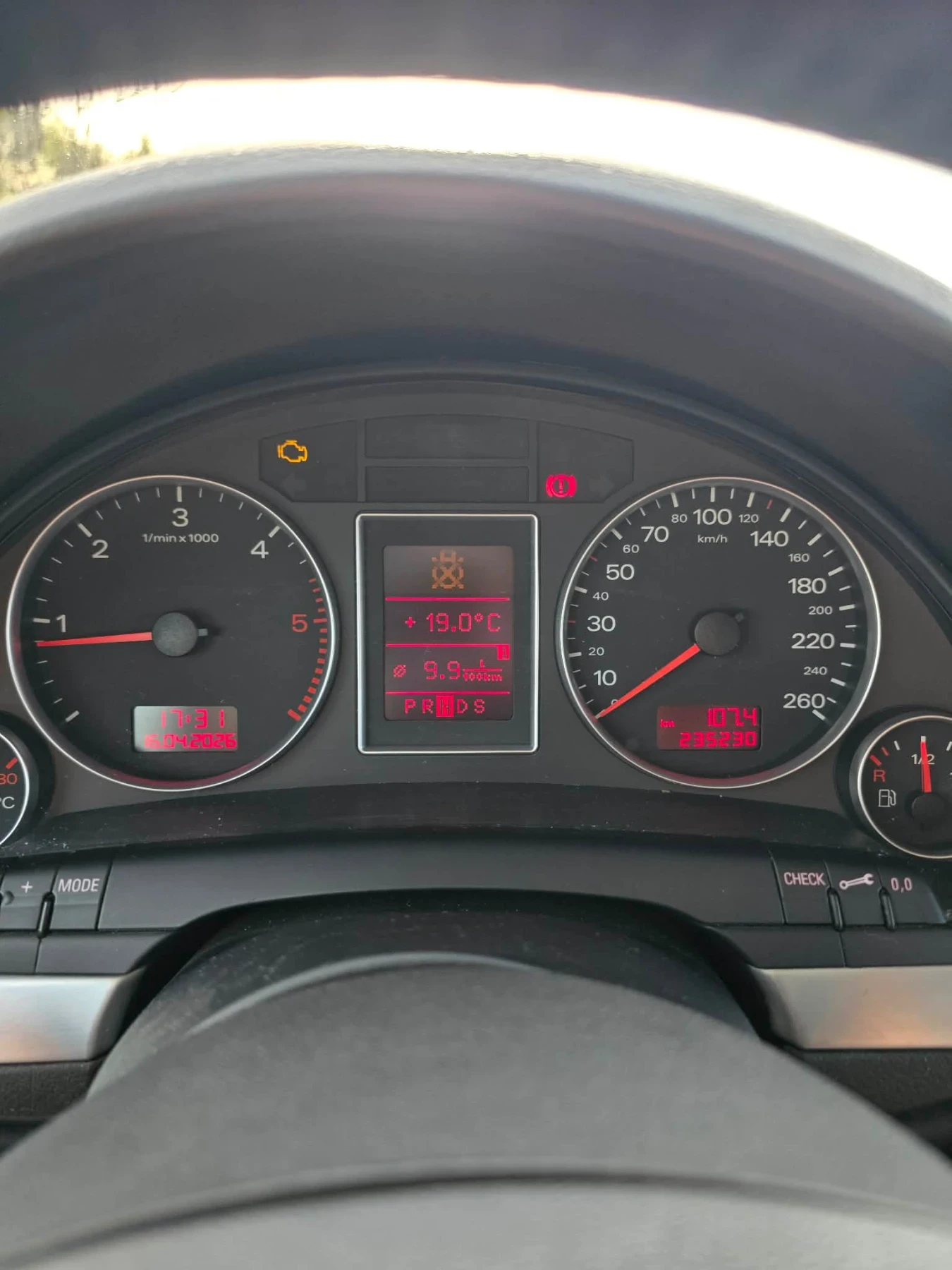 Audi A4, снимка 5 - Автомобили и джипове - 54220087