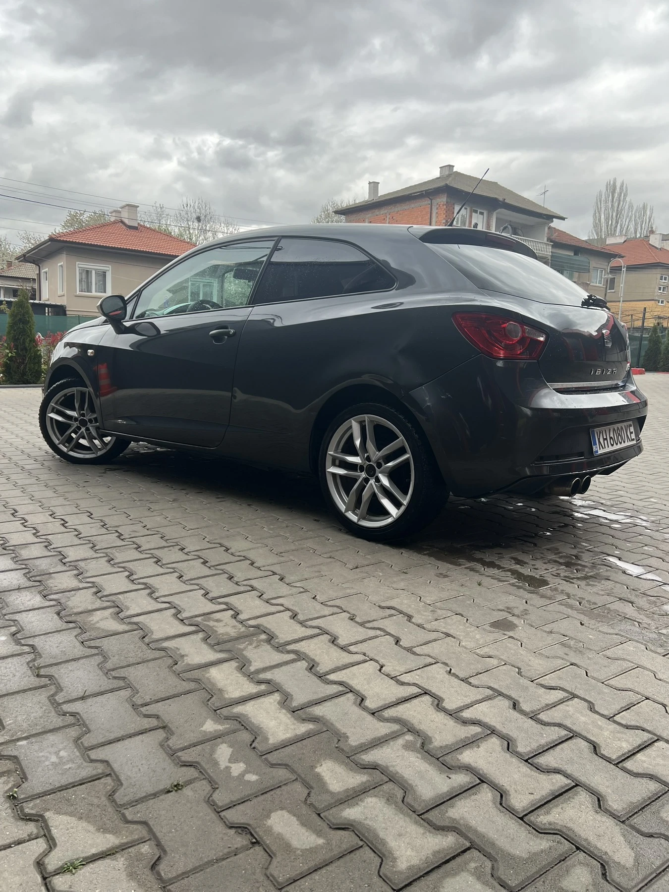 Seat Ibiza, снимка 4 - Автомобили и джипове - 54243475