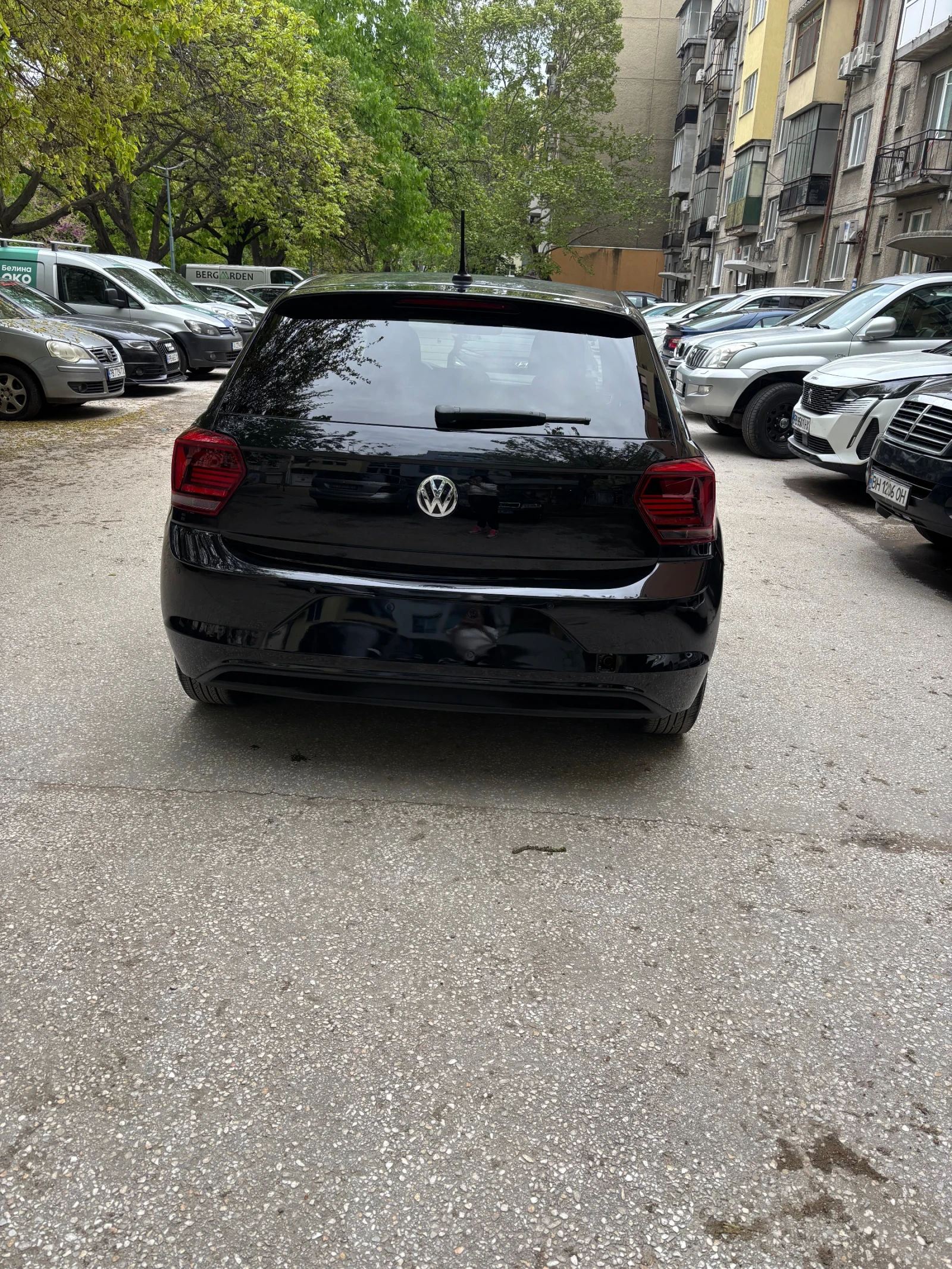 VW Polo, снимка 4 - Автомобили и джипове - 54383385